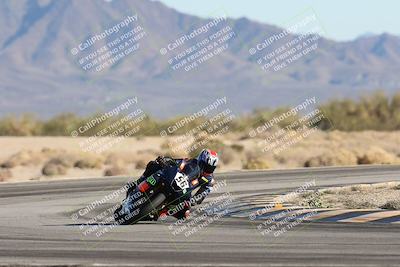 media/Dec-06-2025-CVMA (Sat) [[4a896cc04c]]/Race 8- Formula 40 MW and LW/